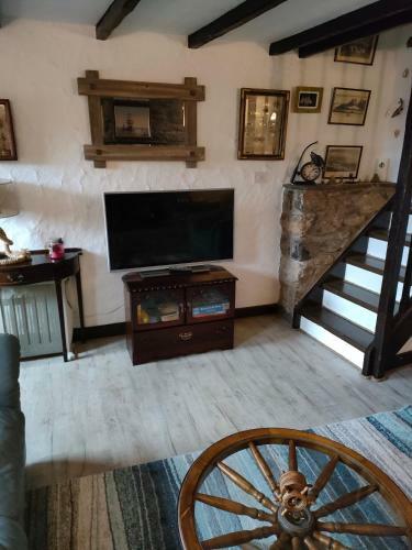 Fishermen's Cottage With Log Burner