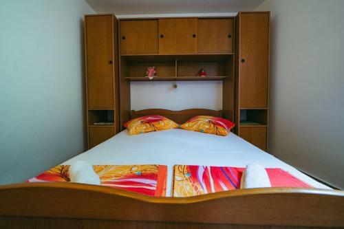 Apartments Lovre - Close To The Sea