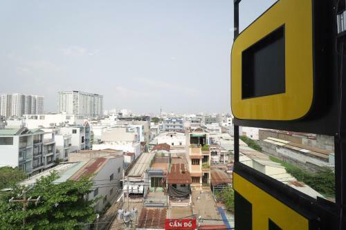 Hotel Reddoorz Phan Anh Street