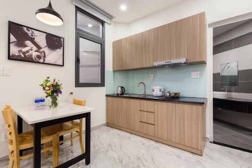 Studio Serviced Apartment - Phu Nhuan Center