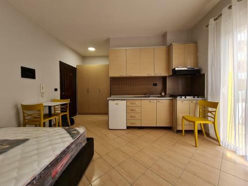 Ina's Studio Apartment Near The Port