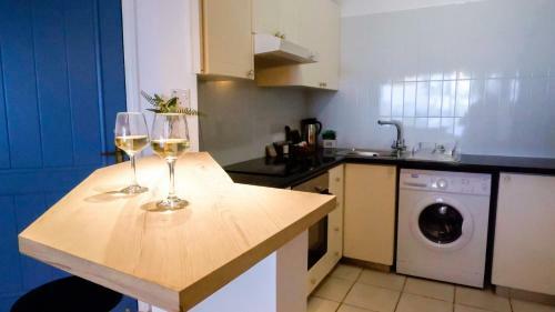 Kings Palace Sea View Apartment