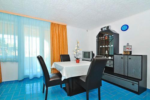 Apartment In Vir At 500 M From The Restaurants