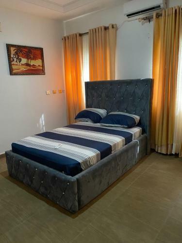 Bed & Breakfast Lavish Guest House
