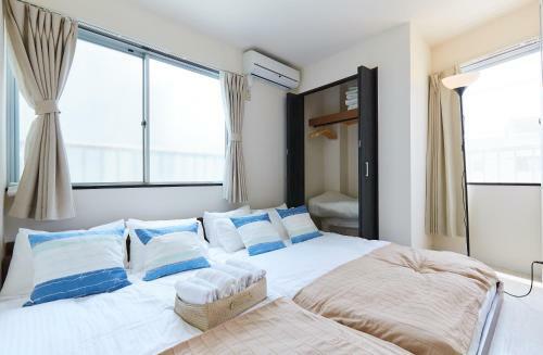 Apartamentos Nishikamata Colorbee House