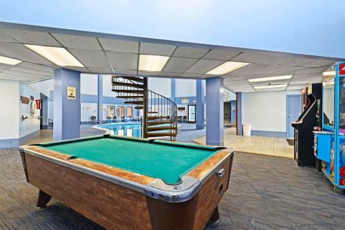 Apartamento Pinnacle Inn 1br Pool Mountain View