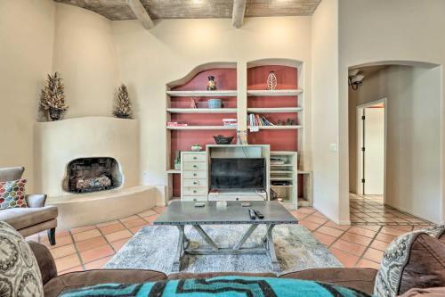 Adobe Mesa Home With Private Hot Tub And Patio!