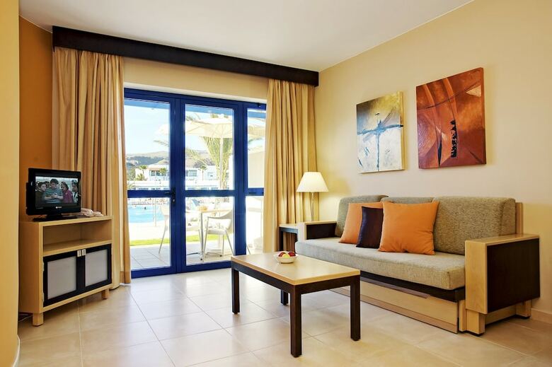 Grupotel Playa Feliz