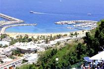 Apartamentos Colina Mar