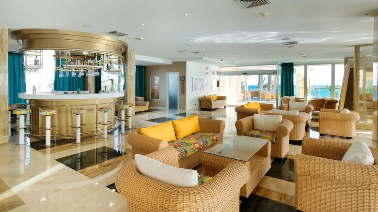 Hotel Bull Dorado Beach & Spa