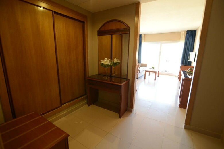 Hotel Bahia Tropical