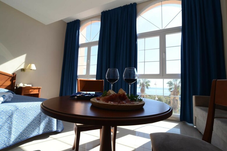 Hotel Bahia Tropical