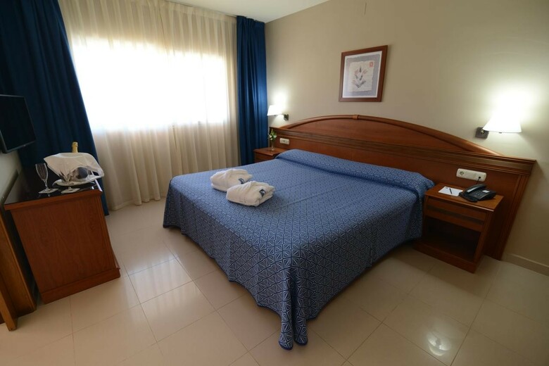 Hotel Bahia Tropical