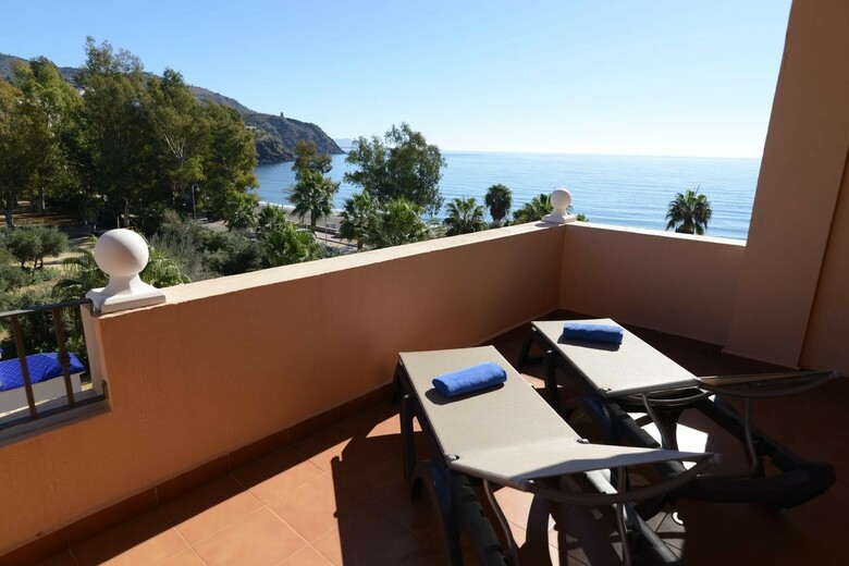 Hotel Bahia Tropical