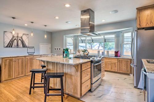 Charming Colorado Springs Home With Game Room!