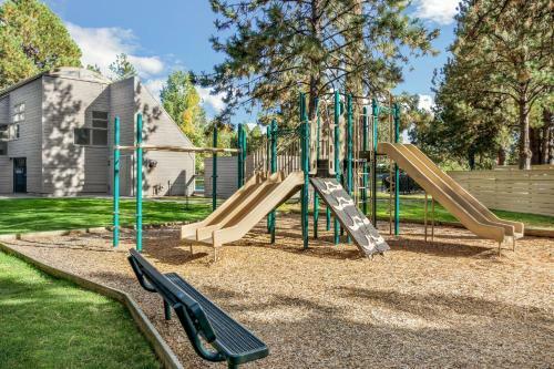 River Ridge 422ab