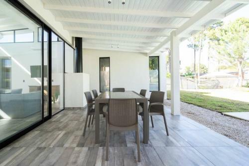 Hermosa Casa A Estrenar En Pinamar
