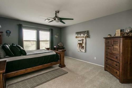 Beautiful Vacation Getaway Wgame Room & Views