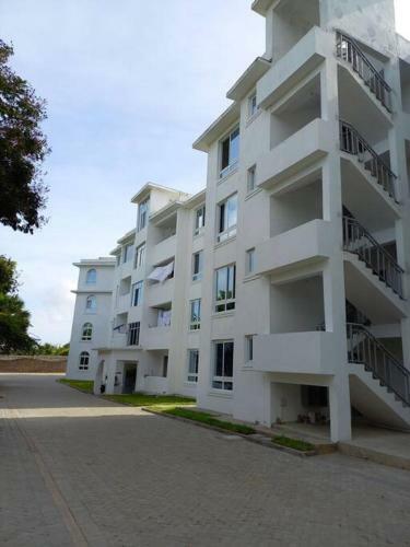 Apartamento Lovely 2-bedroom Condo With A Pool.
