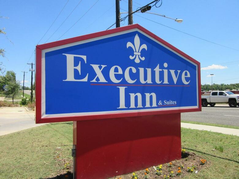 Motel Executive Inn And Suites Tyler