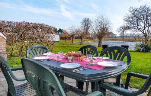 Stunning Home In Vlagtwedde With Sauna, Wifi And 3 Bedrooms