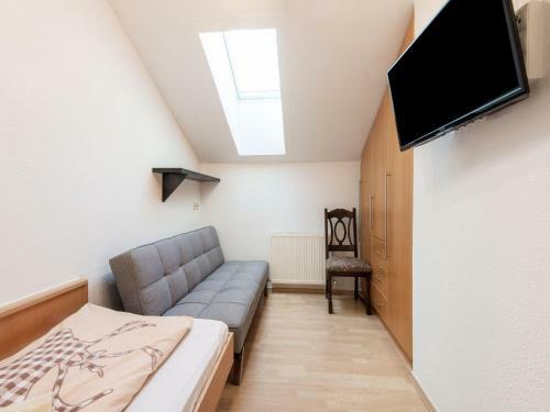 Spectacular Apartment In L�ngenfeld With 3 Balconies