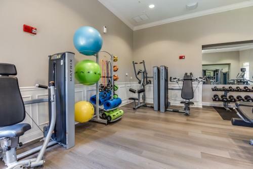 Apartamento Beautiful Lakeview Condo Wprivate Balcony