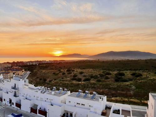 Modern Sunset Ocean View Apartment Incl. Parking