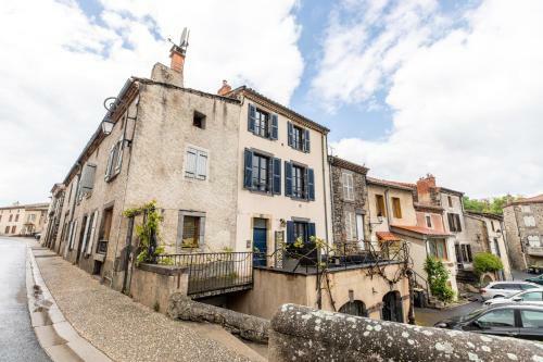 Apartamentos Les Vo�tes de Saturnin