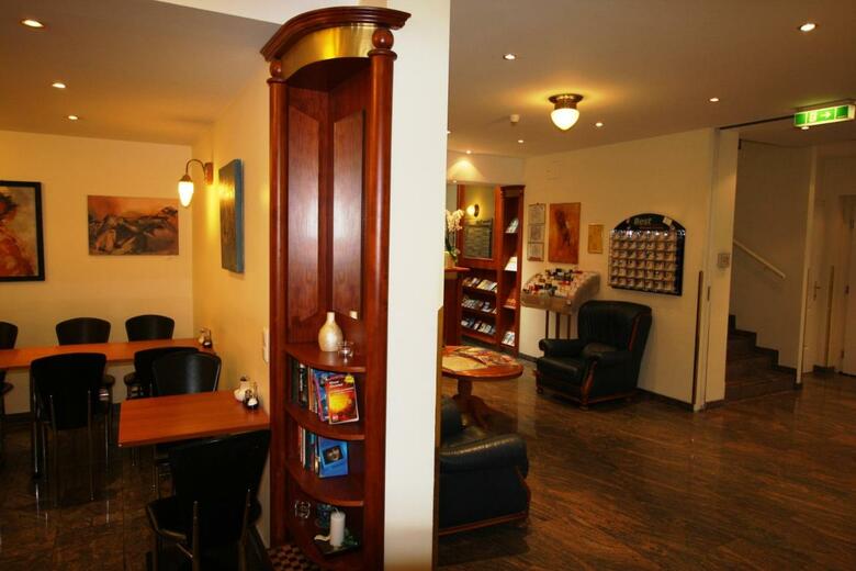 Suite Hotel 900 M Zur Oper