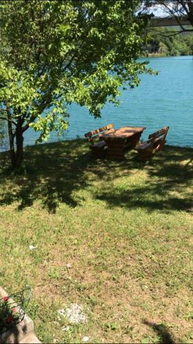 Villa On The Lake