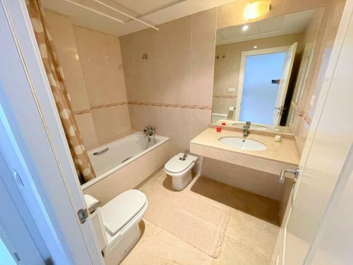 Apartamento En Mascarat, Acceso A Playa Privada.