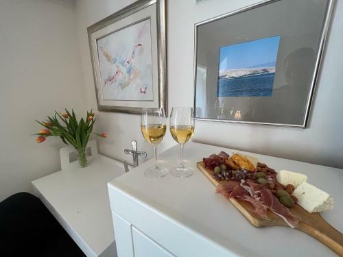 Studio Apartment Marina Mel Novi Vinodolski