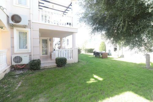 Flamingo Fabulous 2 Bed Apartment With Swimming Pool-hosted By Sweetstay