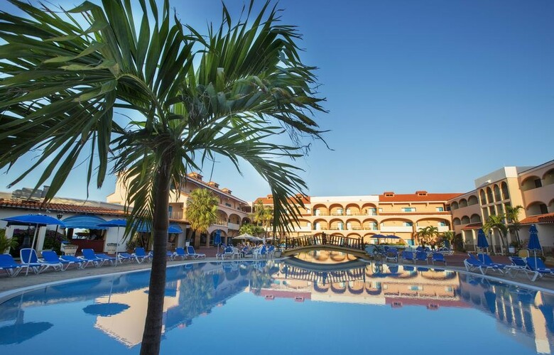 Hotel Starfish Cuatro Palmas