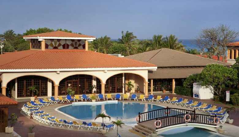 Hotel Starfish Cuatro Palmas