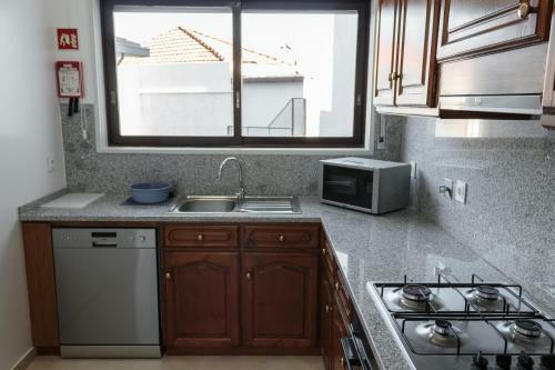 Hostal Family Espinho Porto Guesthouse