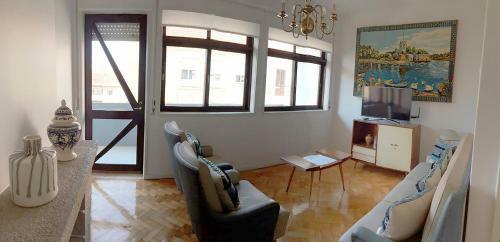 Hostal Family Espinho Porto Guesthouse