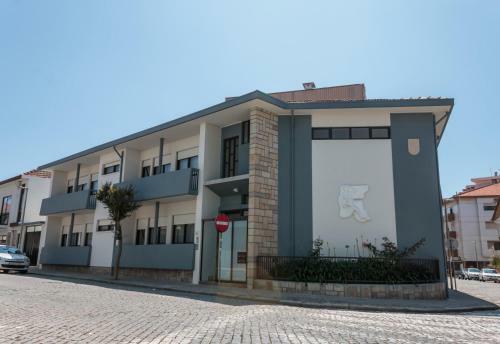 Hostal Family Espinho Porto Guesthouse
