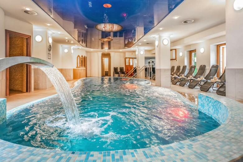 Kast�lyhotel Sasv�r Resort