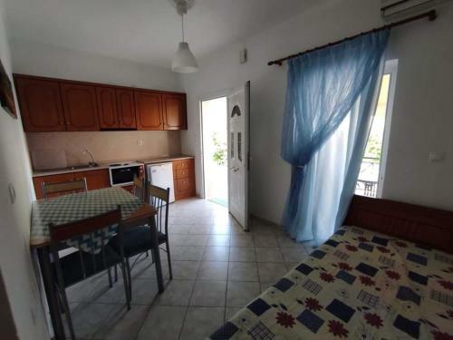 Basilis Room