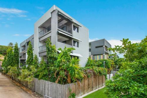 Apartamento The Strand - 2br Unit With Balcony At The Beach