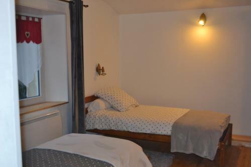 Hostal Maisons D'h�tes A La Fontaine Fleurie 88