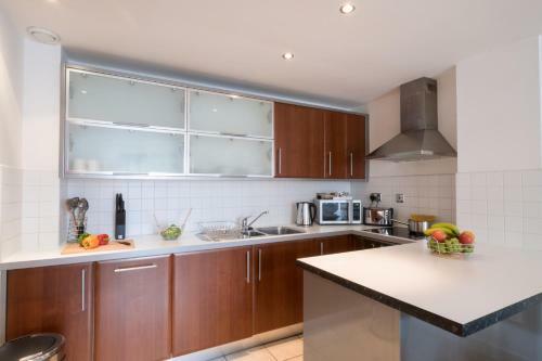 Book A Base Apartments - Duke Street