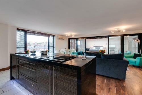 Book A Base Apartments - Duke Street