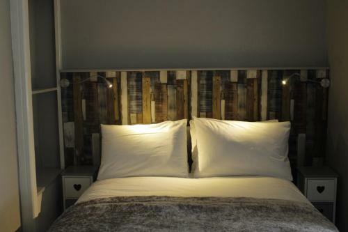 Hostal Clifton Villa Guest House