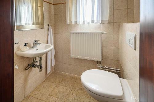 Hostal Chalupa K?enov 62