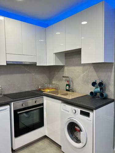 Luxurious Maisonette Near The Beach