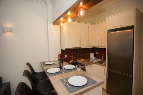 Platytera Apartment