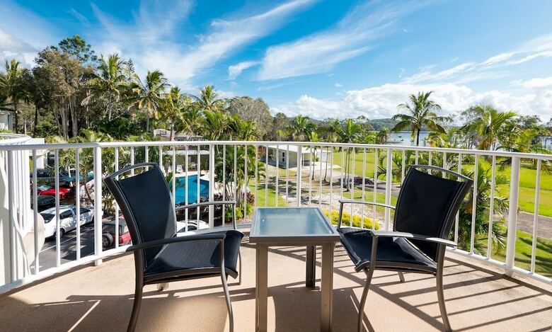 Aparthotel Cabarita Lake Apartments